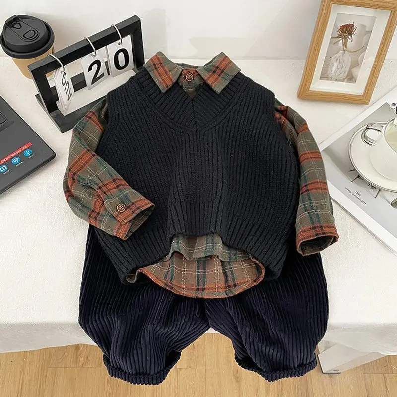 

Boys' clothing set Spring and Autumn children's Korean version sweater vest+shirt+pants three piece set