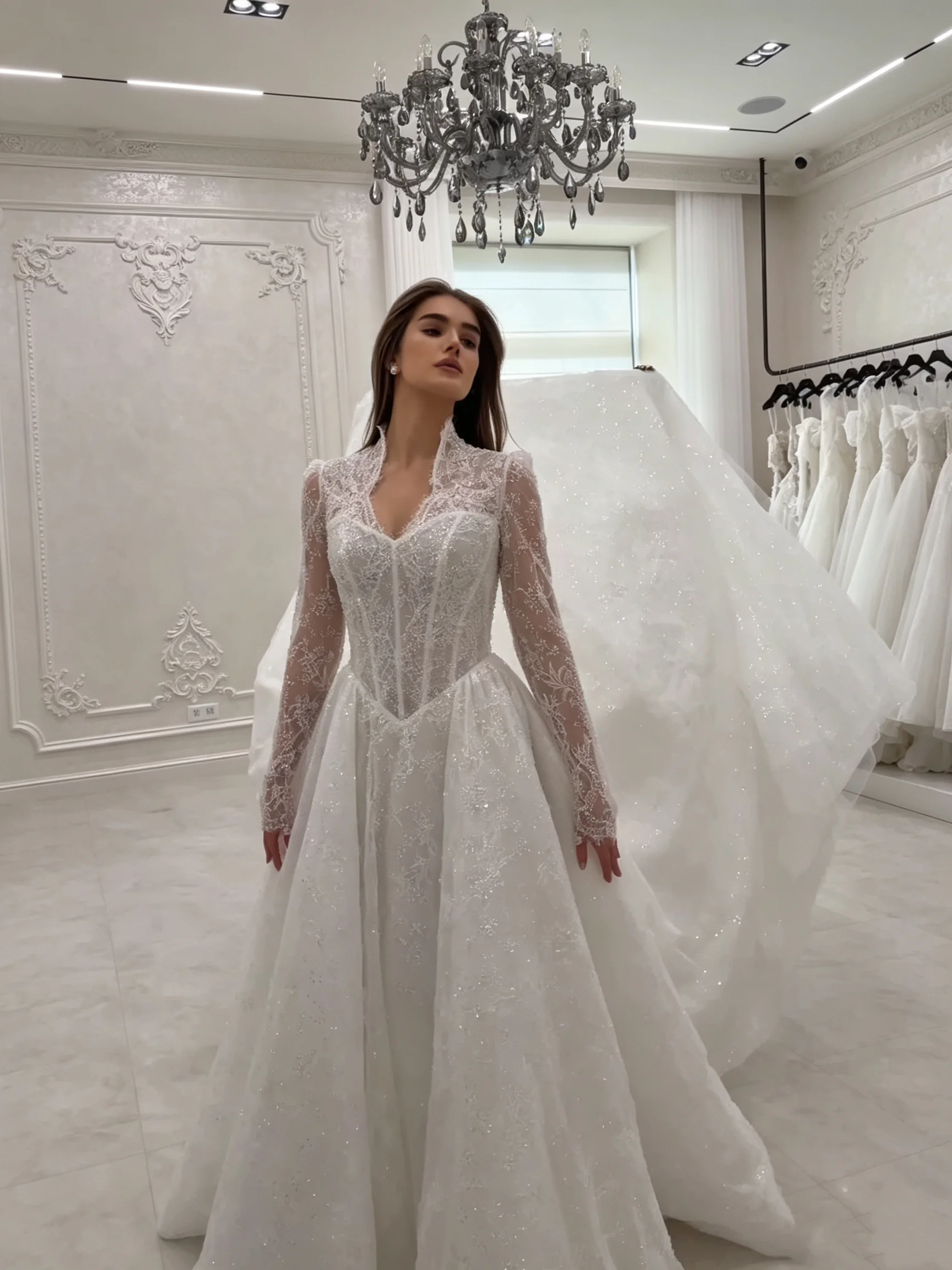 Customized Strapless Lace Wedding Dress Sweetheart Neckline Layered Tiered Skirt Romantic Fairy Style Long Train Bridal Gown