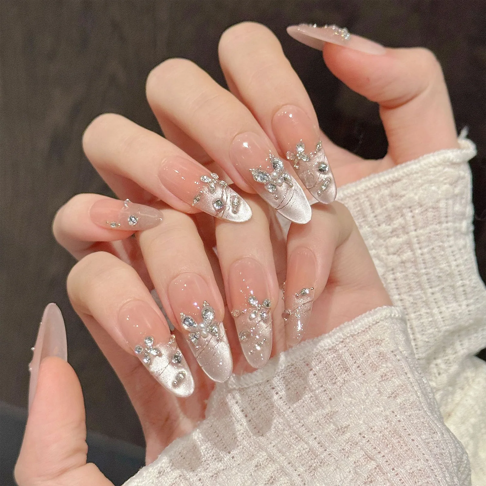 10 Stück handgemachte Nägel zum Aufdrücken, grüner Blumendruck, kurzer ovaler Kopf, künstliche Nägel, tragbar, glitzernd, grünes Katzenauge, falsche Nagelspitzen