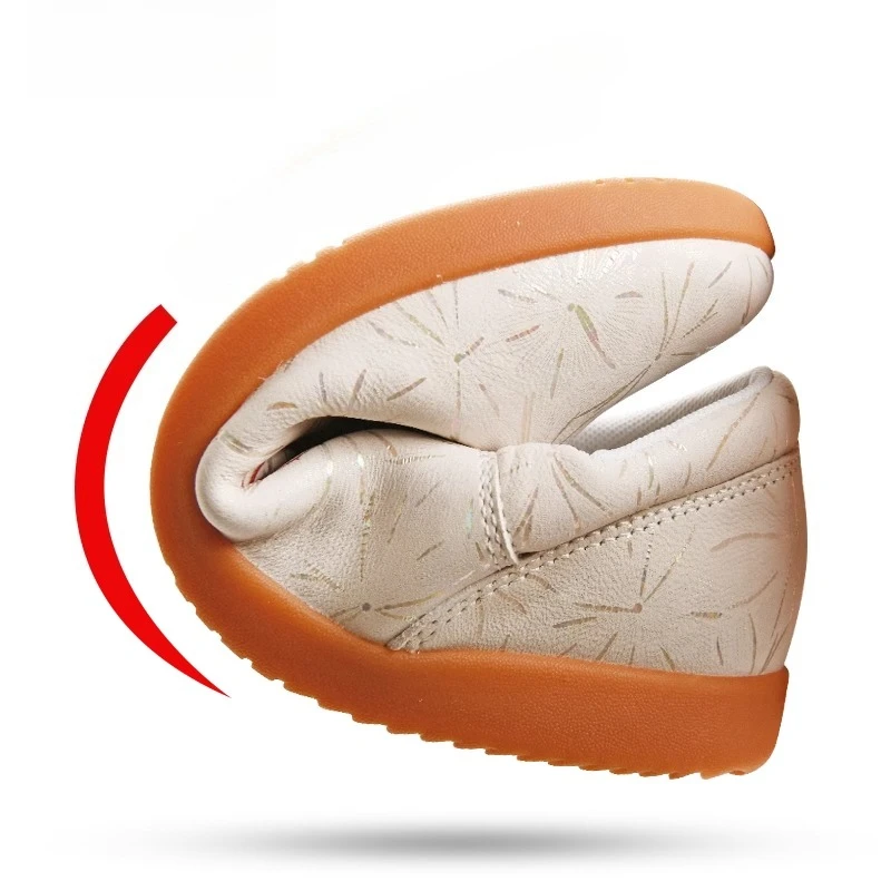 أحذية تاي تشي فنون الدفاع عن النفس أحذية لينة جلد الغنم خفيفة الوزن غير قابلة للانزلاق أحذية الووشو مريحة أحذية Taiji للرجال والنساء