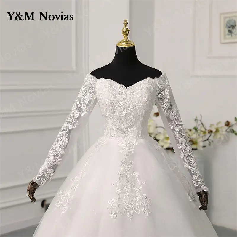 V Neck Luxury Lace White Ivory Wedding Dresses Long Sleeve Embroidery Ball Gowns Sweetheart Off the shoulder Tulle Bridal Gowns