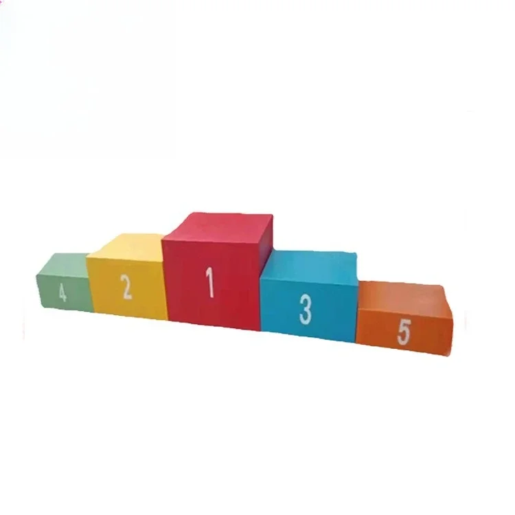 Premi per l'educazione della prima infanzia Piattaforma Campione di competizioni di atletica leggera e medaglia runner-up, podio di giochi