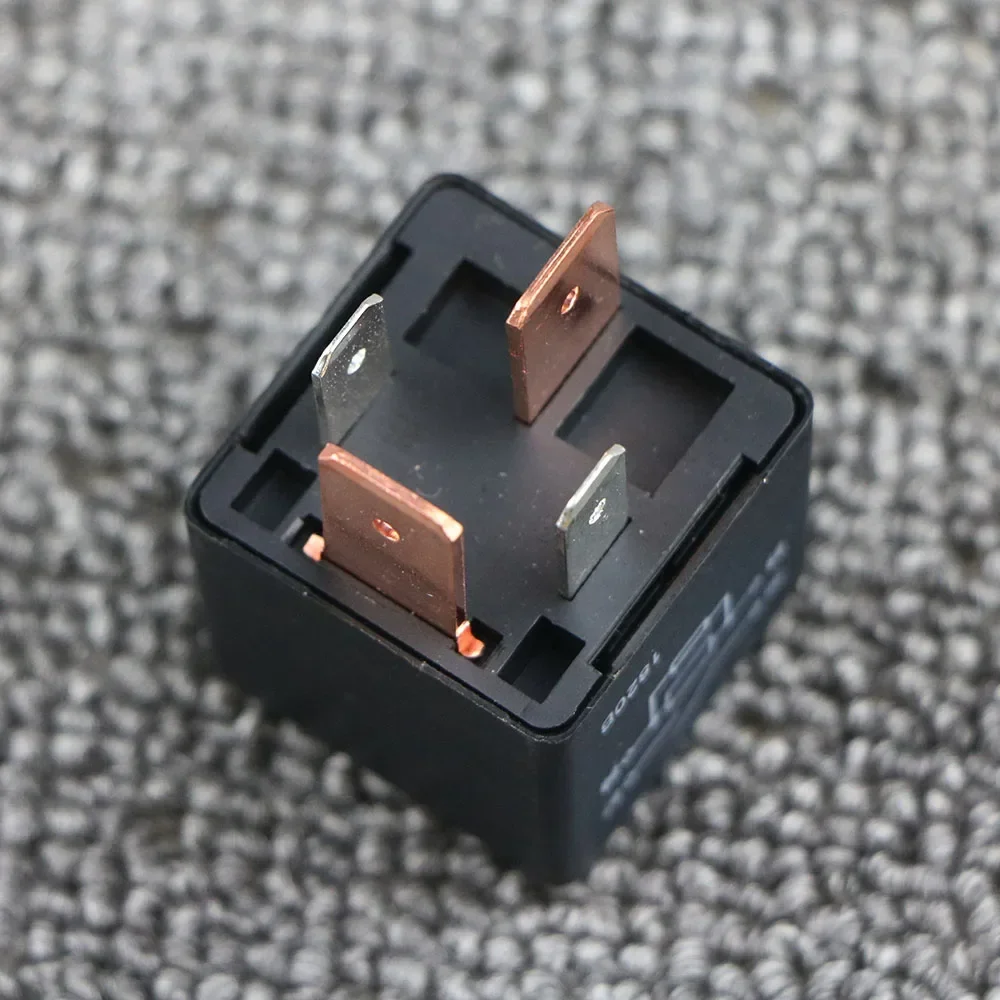 #100 Close Contact Multi Function Relay 7M0 951 253 A For VW Golf Jetta Passat CC For Audi A4 A6 A8 Q5 Octavia Toledo
