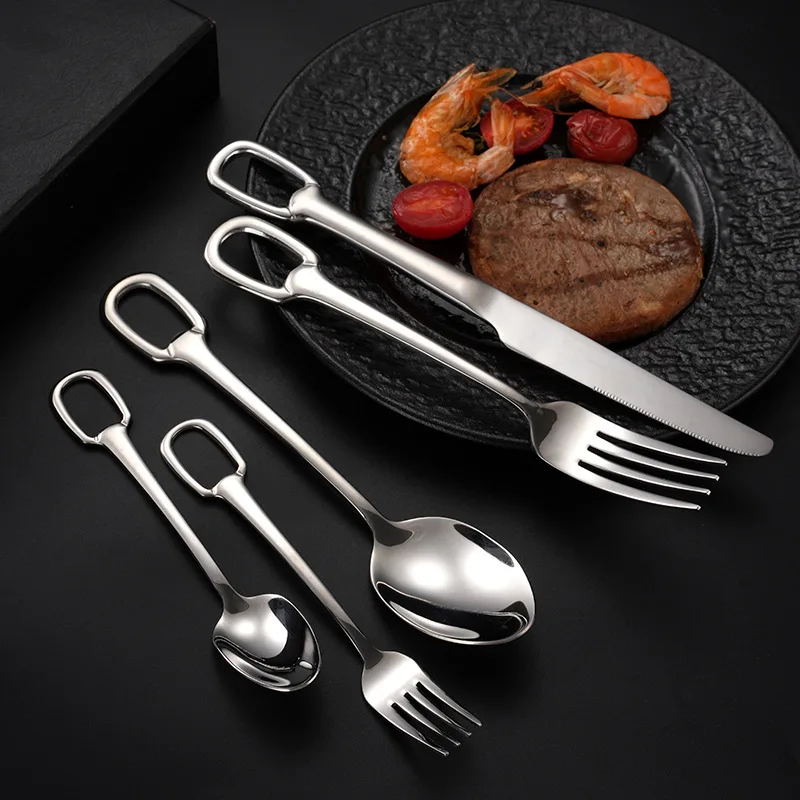 304 Thickened Stainless Steel Steak Cutlery Set (Knife, Fork & Spoon) with Creative Hanging Hole - Ideal for Picnics, Family Din
