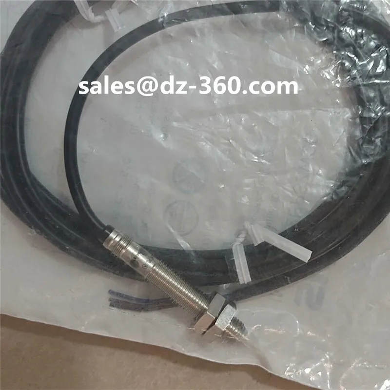 

1pcs/Lot SICK IME08-02BPSZW2S 1040872 10-30VDC photoelectric sensor proximity switch 100% brand new in stock