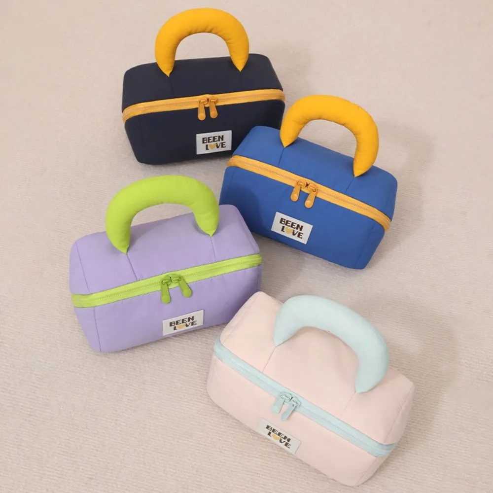 

Large Capacity Cotton Candy Pillow Storage Bag Anti-Splash Water Partitioned Storage Cosmetics Storage Bag Double Zipper