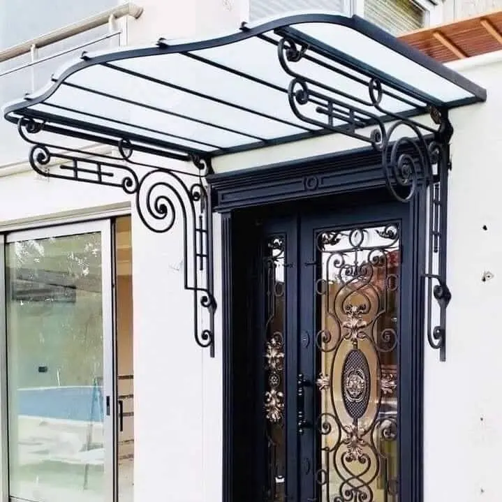 Auvent en fer forgé personnalisé avec fonctionnement fixe Anti-UV coupe-vent caractéristiques fixé a