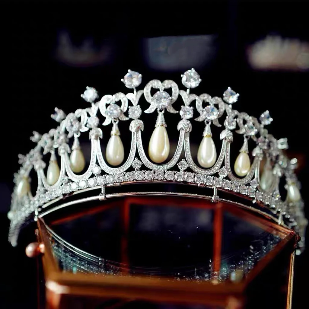 

Royal Princess Pearls Brides Crowns Headpiece Zircon Crystal Wedding Tiaras Hairbands Evening Dress Hair Jewelry