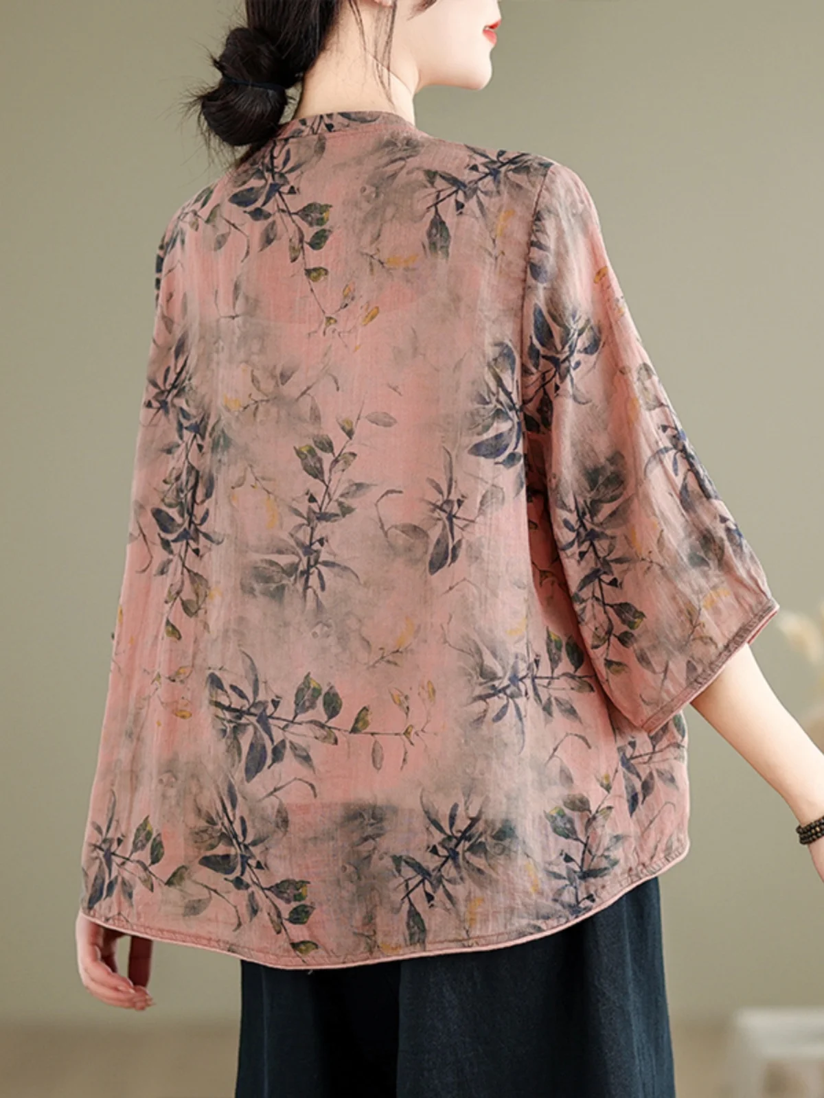 

New Chinese Sle Women's Faionable ort Sve Embroidered Printed Loose Slimming Top Summer irt Stand Collar Bell Sve