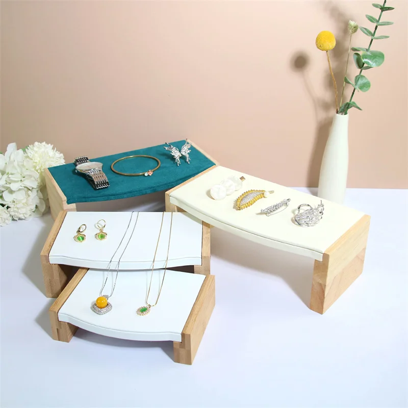 3 ピース/セット竹木材ジュエリーディスプレイラックリングイヤリングブレスレットオーガナイザージュエリーカウンターショーケース小道具小さな装飾品出品者