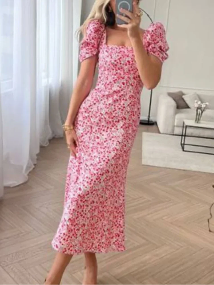 

Pink Floral Print Puff Sleeve Bodycon Midi Dress with Ruched Waist & Square Neck (Character Count: 68)