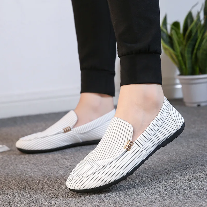 Men Loafers Spring Summer Men\'s Shoes Walking Casual Light Canvas Youth Shoes Male Breathable Fashion Flat Slip-on Boat Footwear