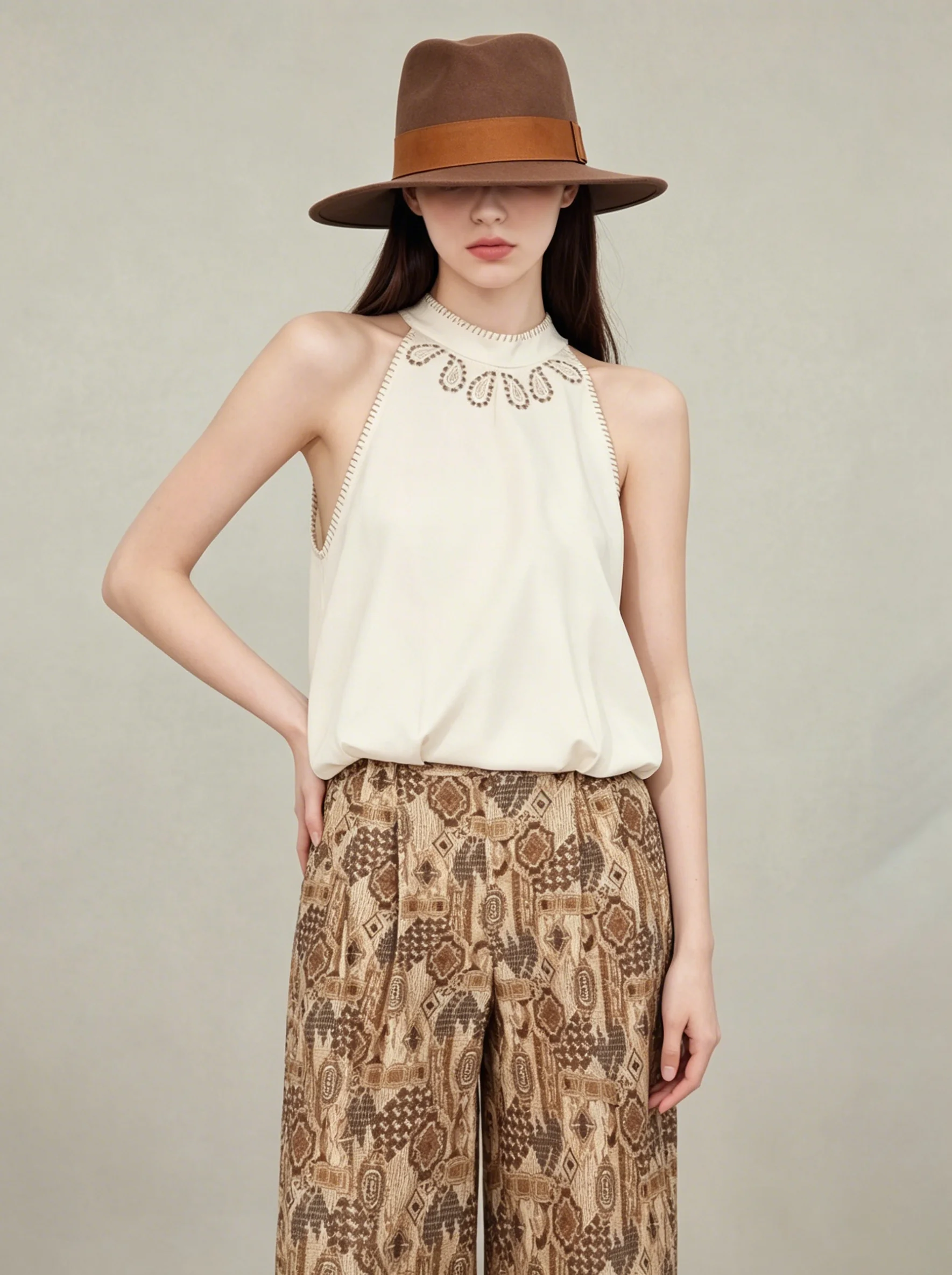 

2026 Summer Fashion White Neck Hanging Sleeveless Top And Pants Set Women's High Waist Casual Style Mid-Thickened Ensemble