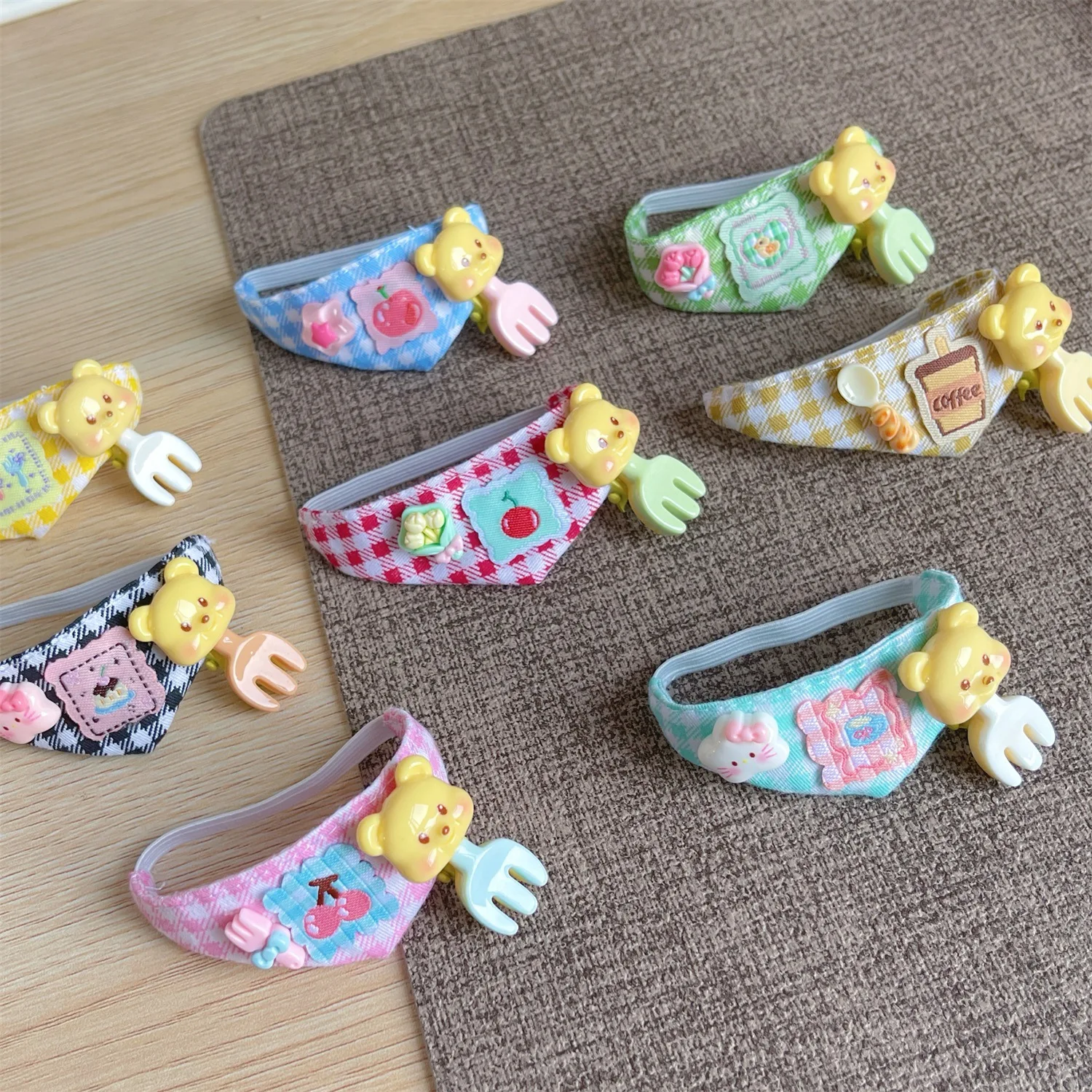 13cm self-mocking bear bib, 10cm baby clothing bib, 10cm cotton doll triangle scarf bib