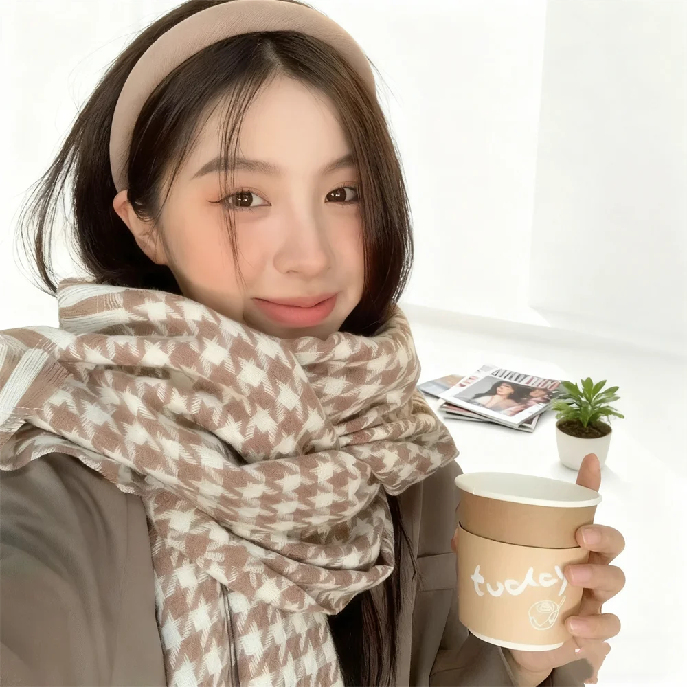 190 * 65Cm Winter Warm Couple Style Knitted Plaid Scarf Korean Version Fringed Contrasting Scarf Women's Versatile Scarf Shawl