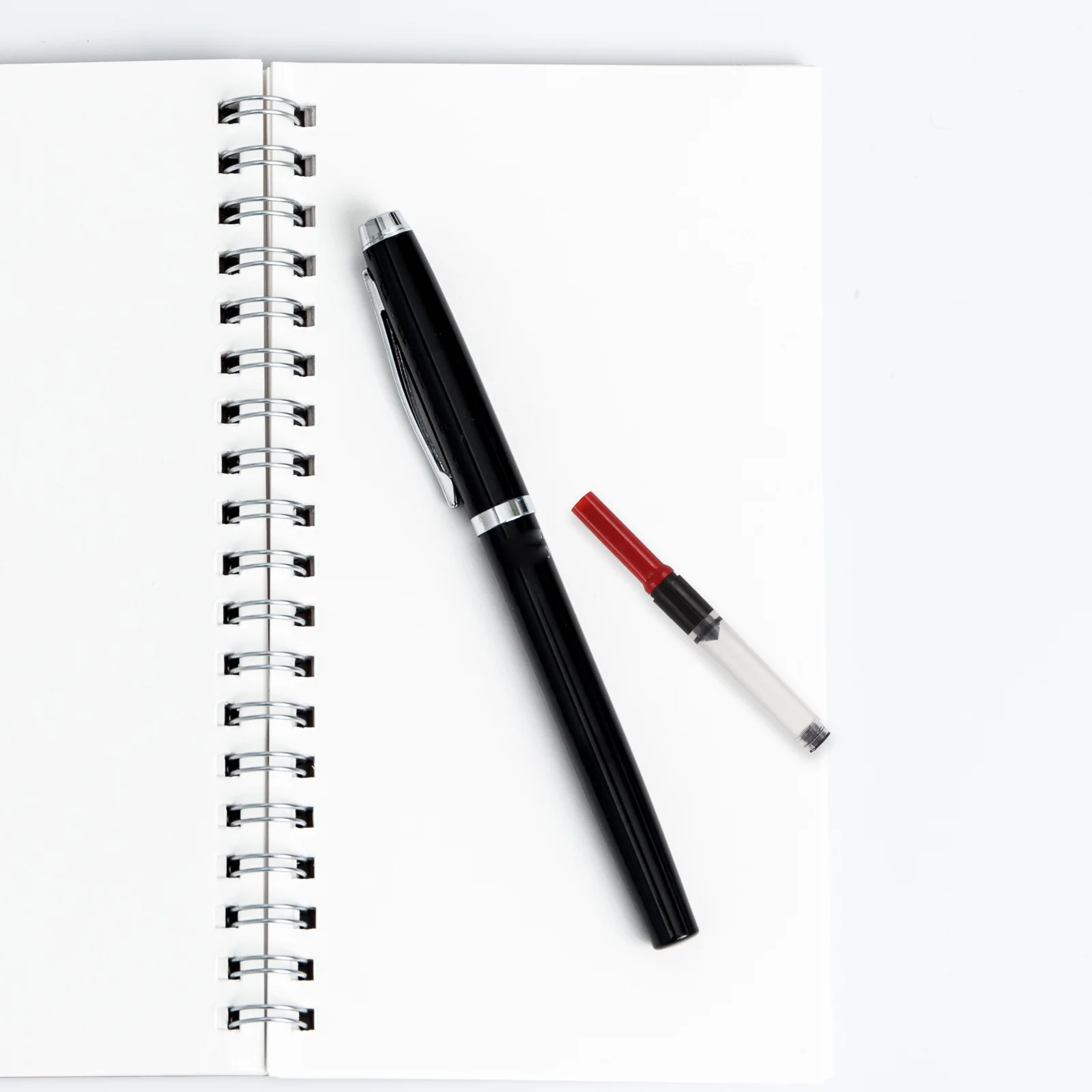 

100pcs Ink Converter For Fountain Pens Spring Filler Refillable Ink Filling Tool Leakproof Needle Applicator For School Office