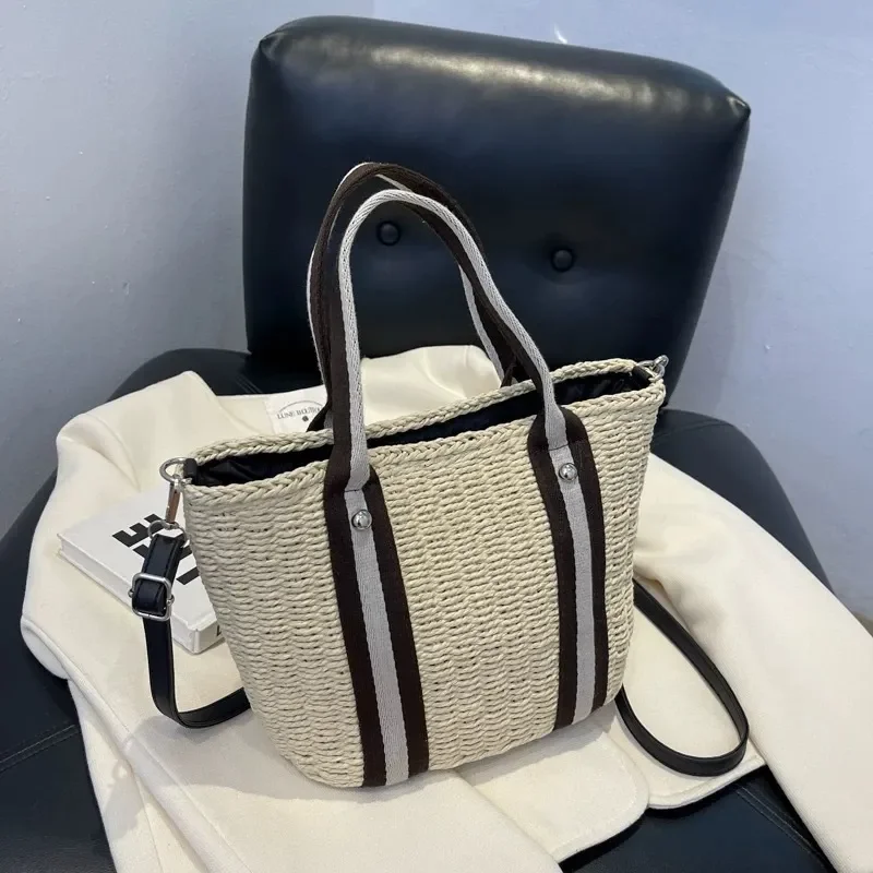 Summer straw tote bag hand-woven large capacity versatile oblique shoulder handbag for women view 3