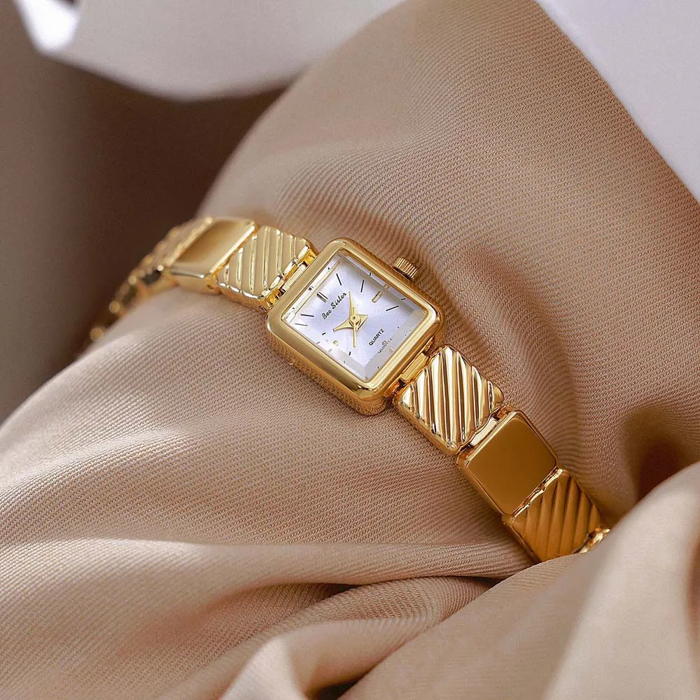 Luxury Golden Quartz Watch for Women High Quality Bracelet Square Dial Female Wristwatch Fashion Dress Gift