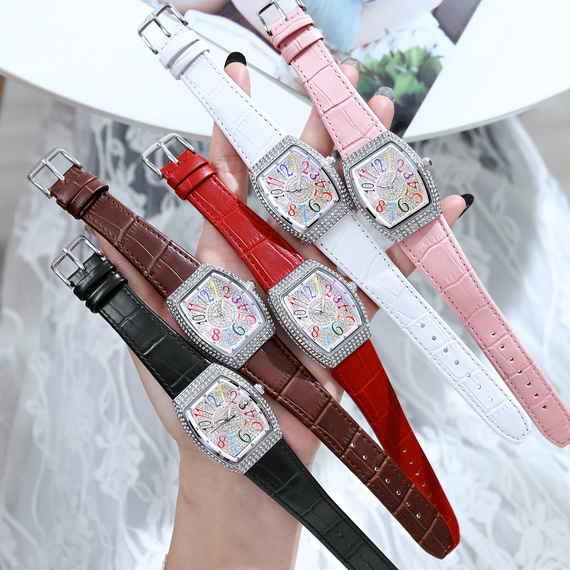 Luxury Tonneau Quartz Ladies Watch Full Rhinestone 3D Stereo Simple Color Arabic Numeral Dial Design Leather Strap Woman Gifts