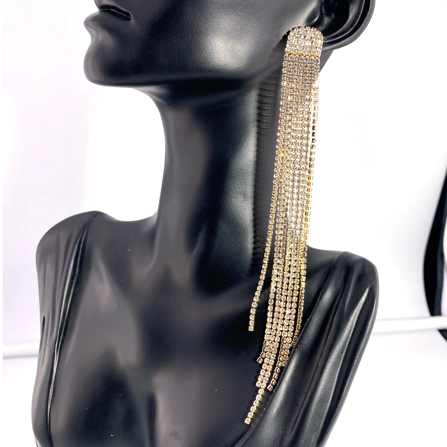 1pc Full Rhinestone Pendant Tassel Earrings Fashionable Earrings Minimalist Earrings Sparkling Women\'s Party Wedding