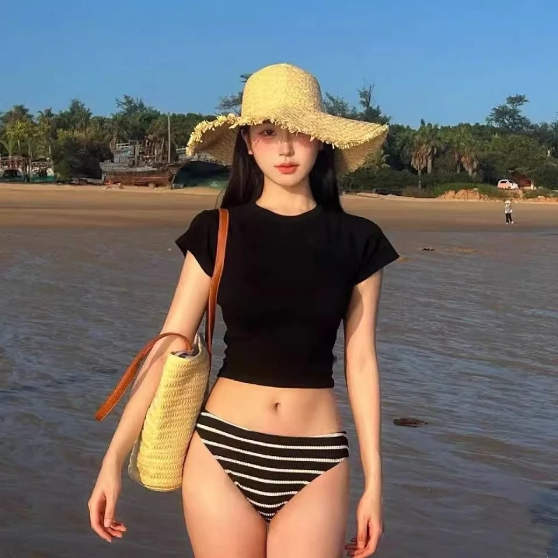 Korean Fashion Takini Swimsuit Women Summer Sexy Push Up Bikinis Set with Short-sleeved Cropped Tops 3pcs Beachwear Bathing Suit