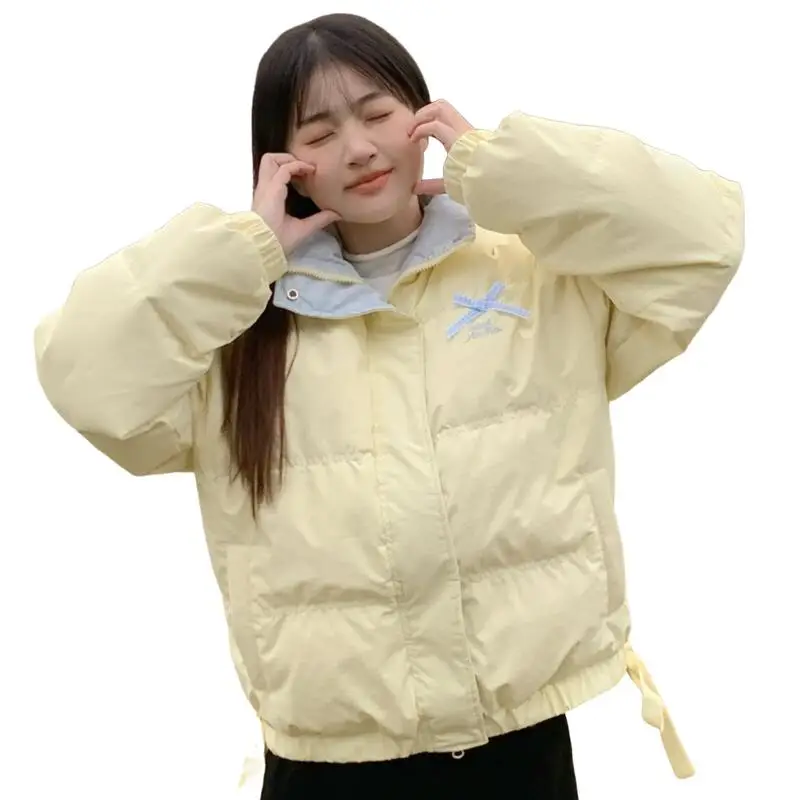 سترة الفتيات المبطنة بالقطن المرأة الخبز القطن كلية نمط اللون حجب رشاقته الدافئة الشتاء طالب القطن سترة منتفخة