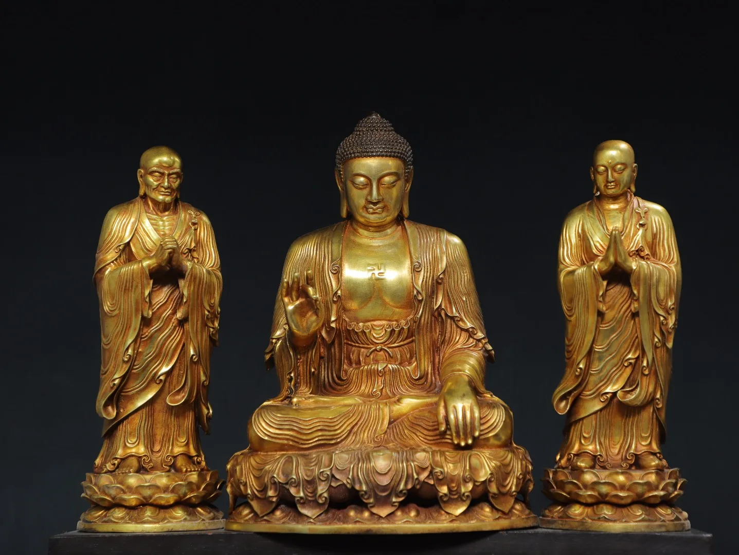 

17"Tibetan Temple Collection Old Bronze Gilded Cinnabar Shakyamuni Buddha Left and Right Disciples Amitabha BuddhaWorship Hall