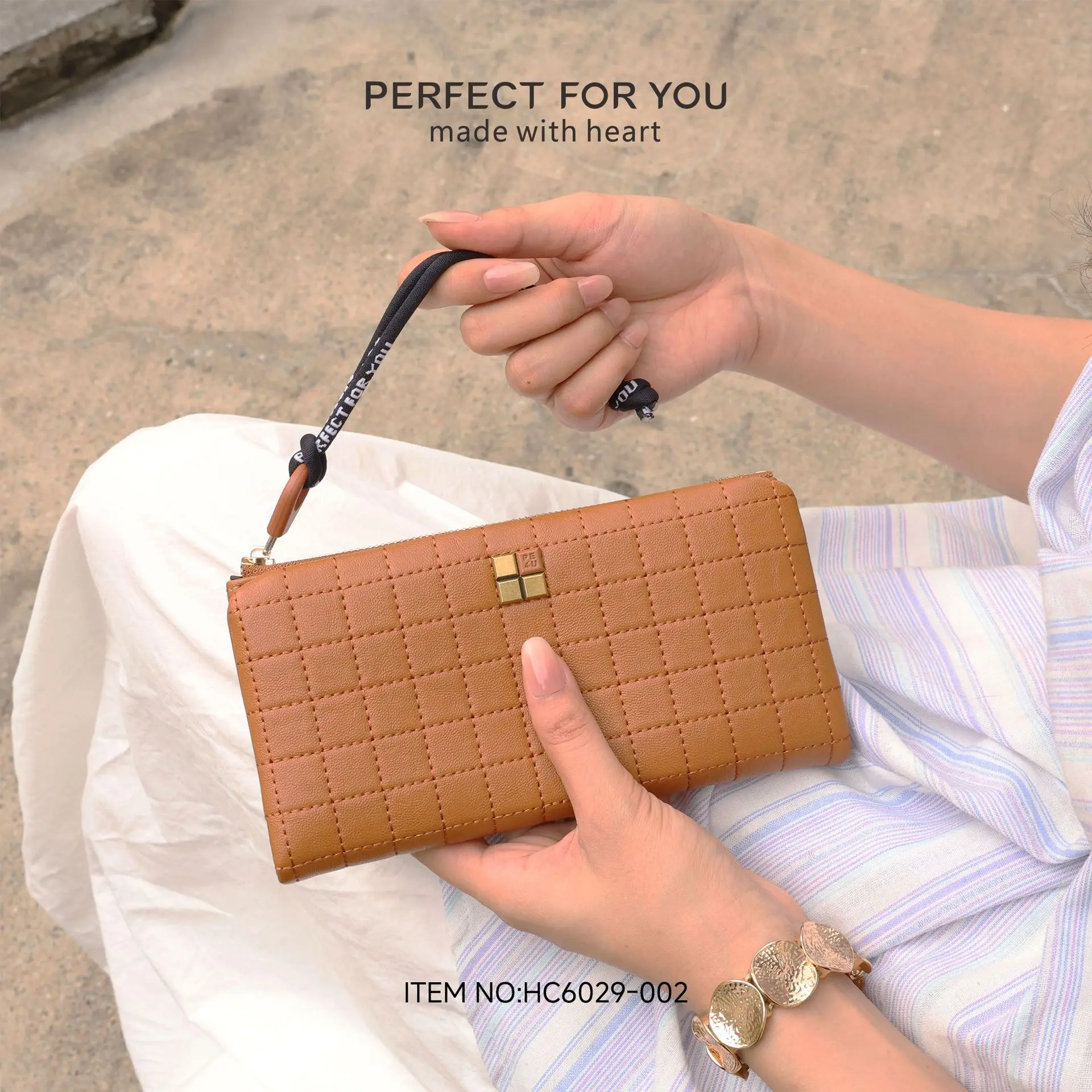 PU leather women's long-style zipper wallet with simple check pattern, large capacity and multiple card slots, women's handbag