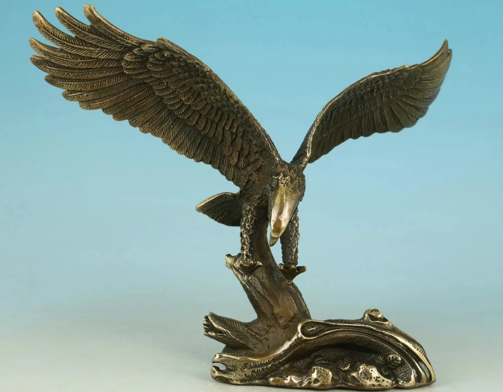 Nice Asian Chinese Old Bronze Handmade Carved Eagle Collect Statue Figure Decor