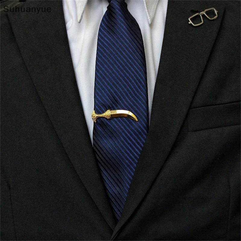 Pince à cravate en forme d'épée large et chic pour un gentleman moderne – Idéal pour les affaires ou le mariage