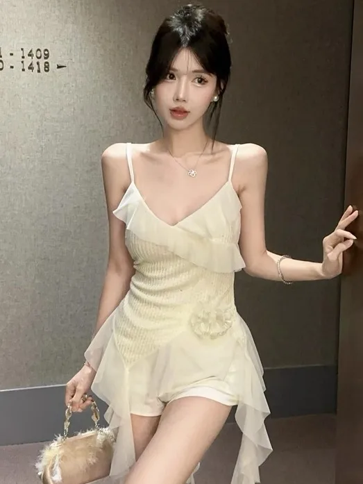 Top Corto de Verano con Tirantes y Encaje Irregular Estilo Dulce para Mujer, Diseño con Flores 3D y Malla