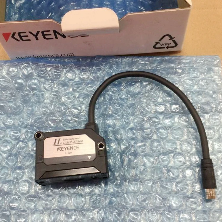 IL-030 Original Laser Sensor IL-1000 IL-1050 IL-065 IL-300 IL-S065 OP-87059 CMOS Laser Displacement Sensor