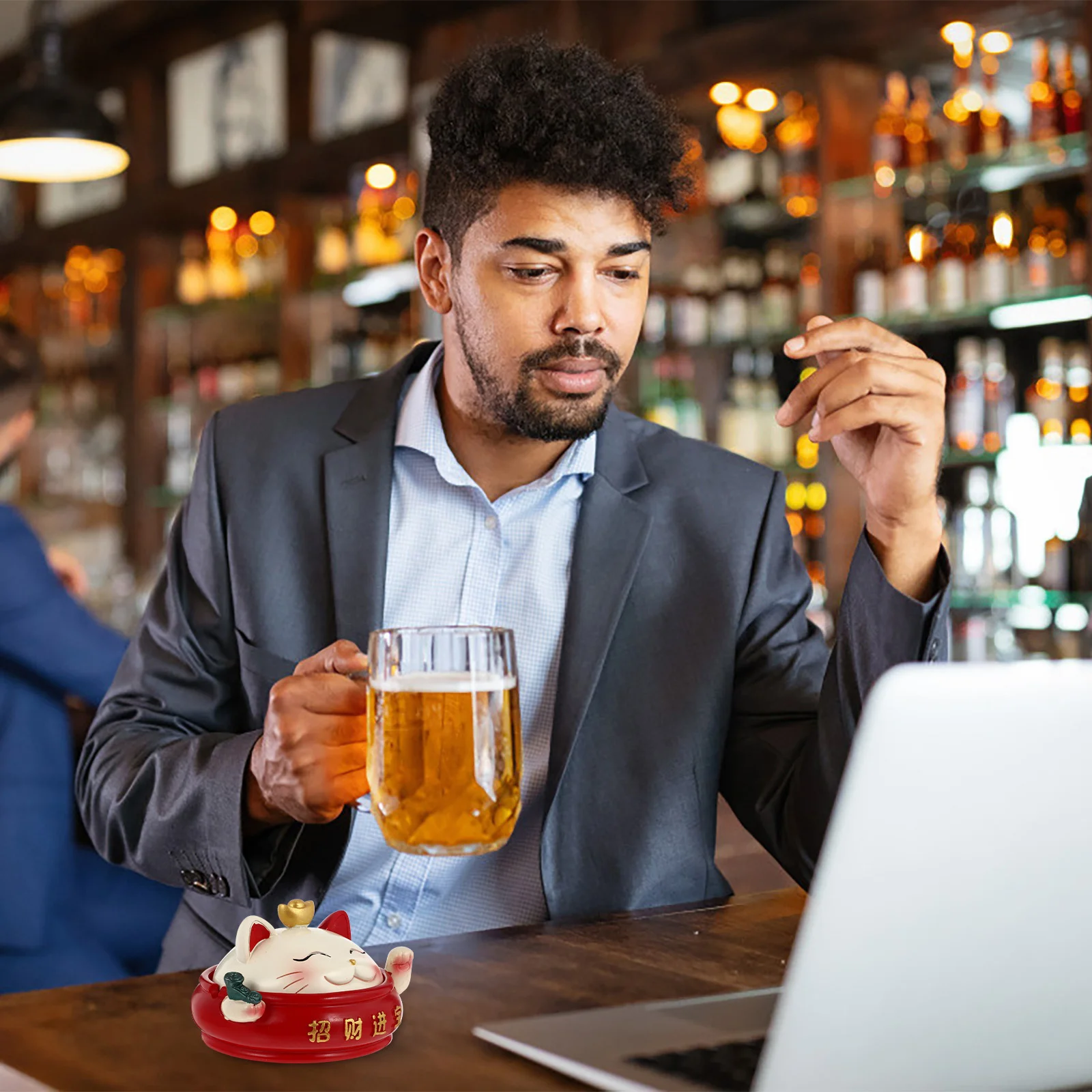 

Smoking Ash Container Unique Tray Resin for Home Creative Ashtray Storage Decor Tabletop