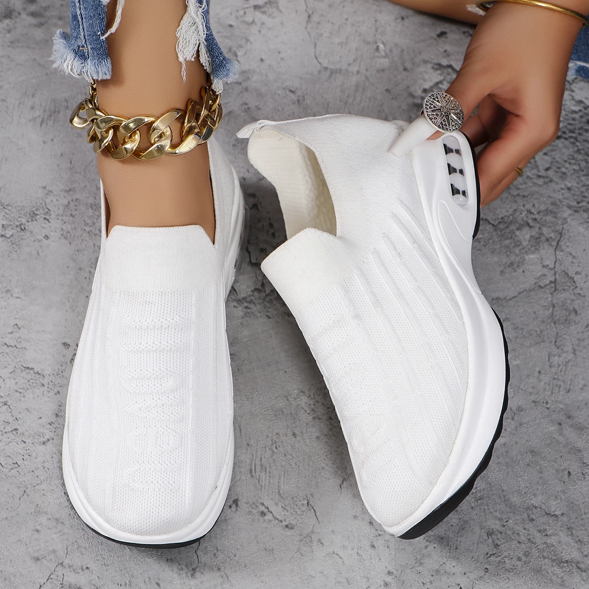Women Sneakers Outdoor Ladies Casual Shoes Mesh Round AIR Cushion Color Matching Breathable Non Slip Women Flat Sneakers Tennis