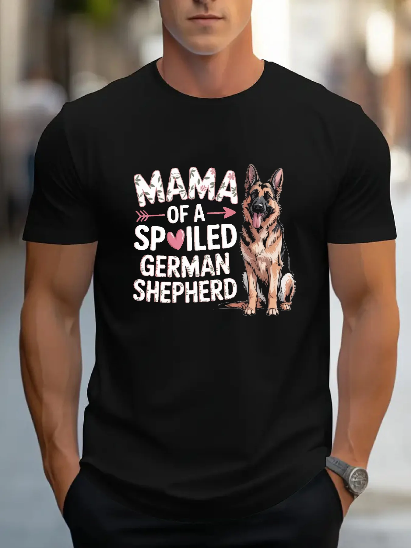 تي شيرت رجالي بنمط الراعي الألماني الممتع "Spoiled German Shepherd Mom" اقتباس على شكل قلب وردي