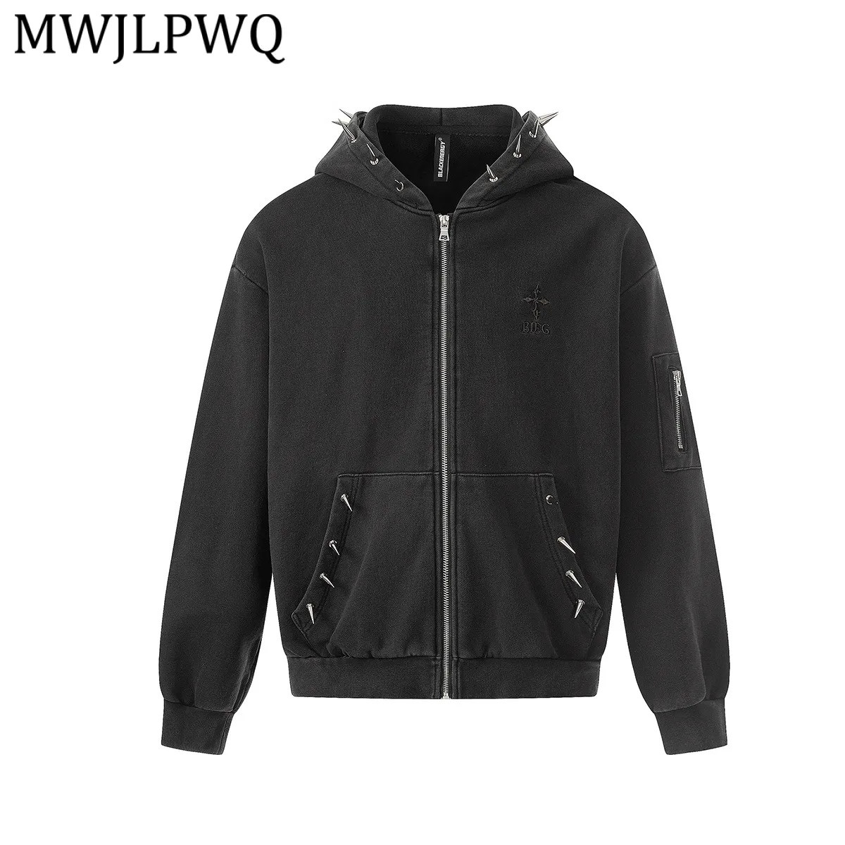 

MWJLPWQ Американский уличный стиль: толстовка с молнией в стиле хэви-метал, с эффектом потертости, винтажный дизайн с заклепками, повседневный худи с капюшоном, новинка весны 2026, модель 13174