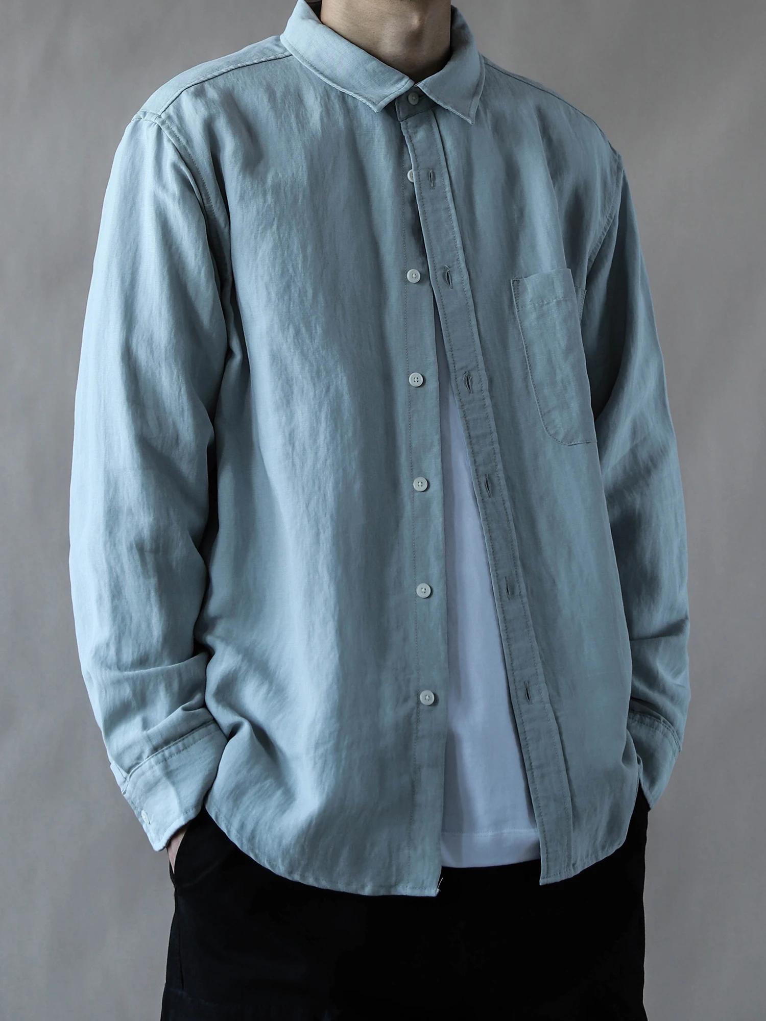 

Casual Sle Long Sve Loose Fit Men's irt Pure Color Turn-down Collar Spring Faion ay een Easy-to-match Top