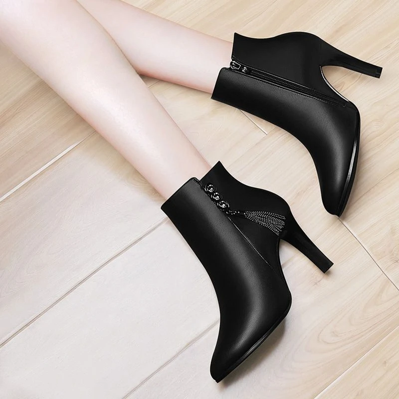 2026 Autumn Winter Pointed Toe Stiletto Ankle Boots Tassel Rhinestone Plush Soft Leather High Heels Women Shoes