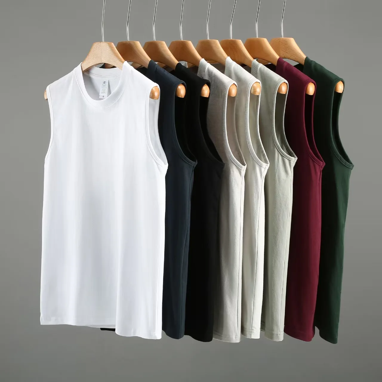 ONE PIECE Canotta muscolare anime Camicia senza maniche da uomo Streetwear Stampa grafica estiva Canotta da allenamento casual Top stile popolare