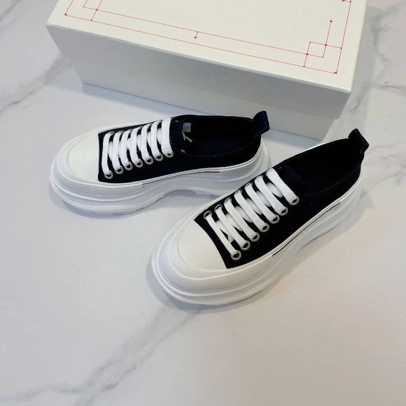 

Men's & Women's Casual Sneakers Fashion Versatile Sports Shoes for Daily Outdoor Activities & Sports