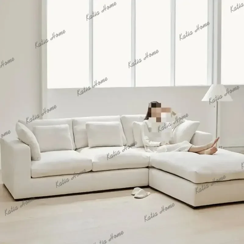 FG Armrest European Sofa Backrest Elegant Wooden Luxury Bedroom Sofa Puffs Sectional Recliner Divano 2 Posti House Accessories