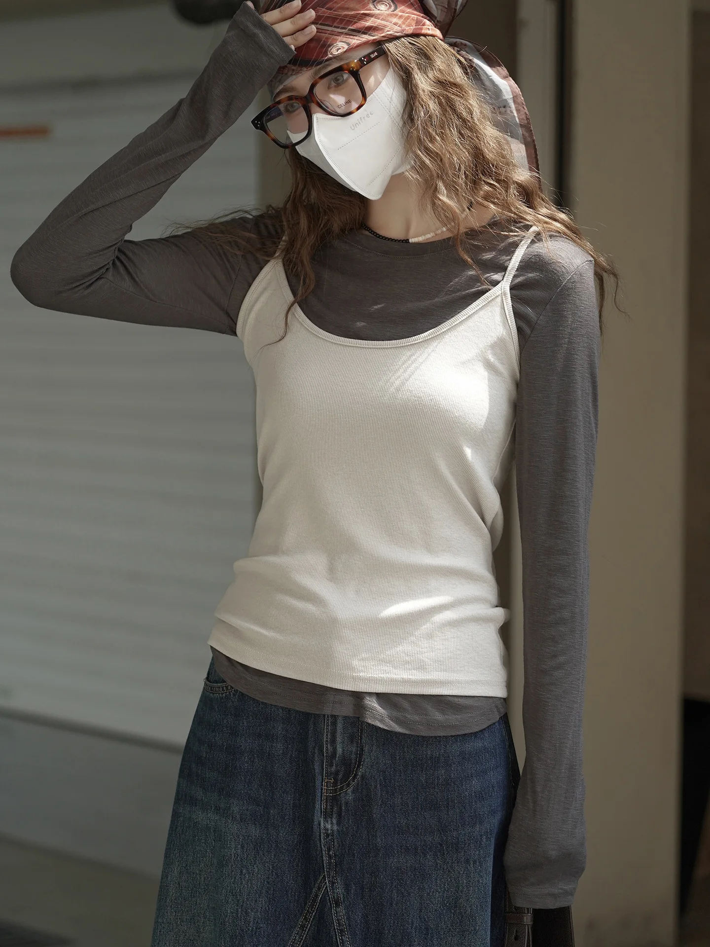 T-shirt francese in due pezzi con canotta pigra e top snellente da donna