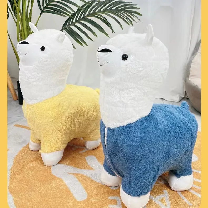 Factory wholesale small stool animal alpaca stool cartoon leisure alpaca seat alpaca doll shoes stool