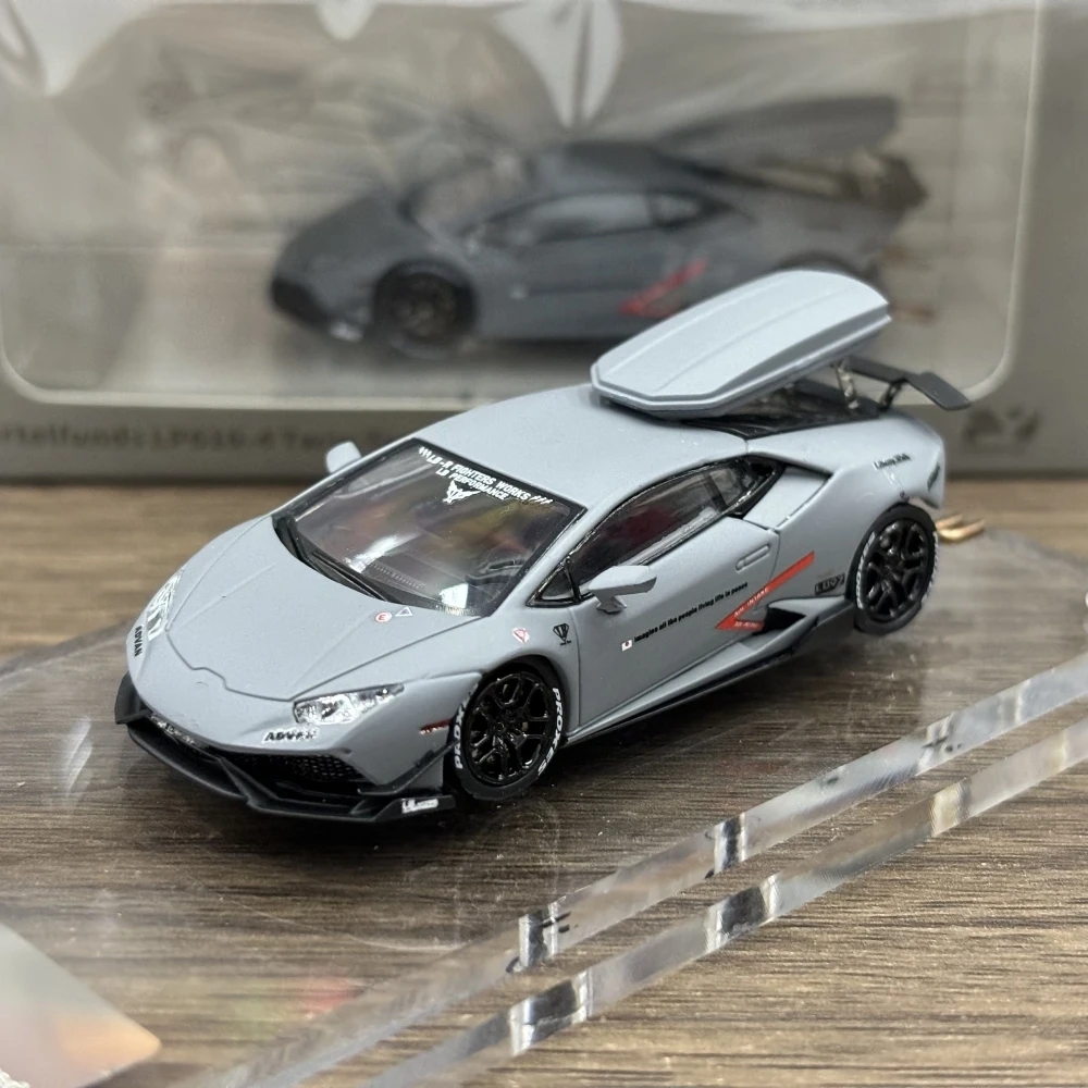 

Finclassically 1/64 Huracan With Travel Suitcase GreyCollection Gift Scale Model Car