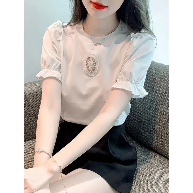 2023 New Summer Fashion Simple Round Neck Lace Embroidery Wood Ear Edge Bubble Sleeves Sweet Small Fresh Versatile T-shirt