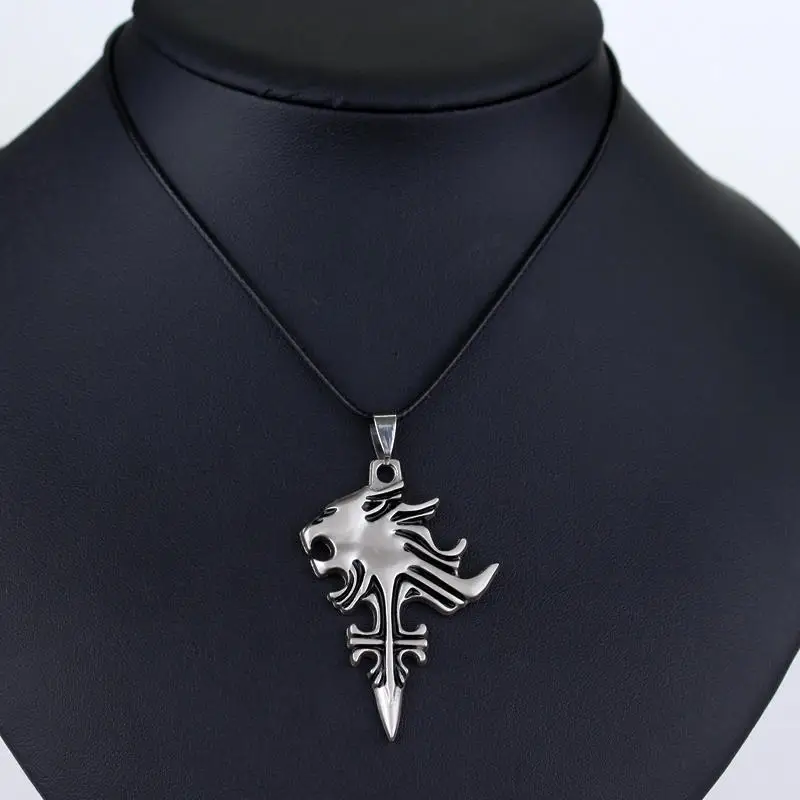 Final Fantasy VIII Chain Necklace Sleeping Lion Heart Griever