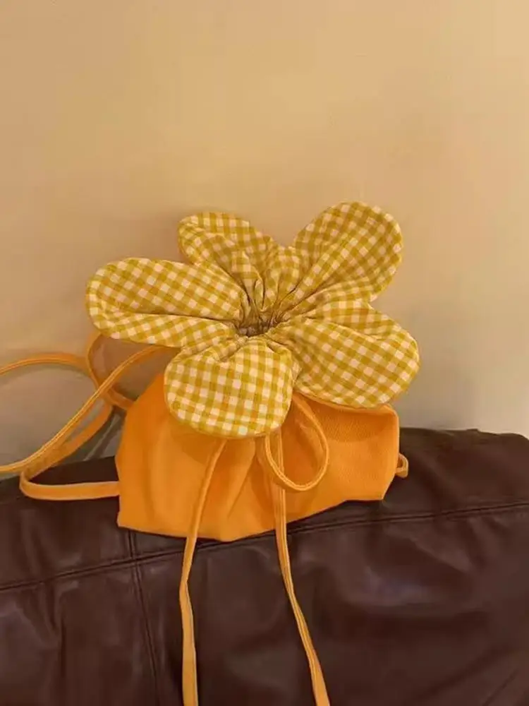 

Korean Style Yellow Checkered Flower Small Bag 2025 Summer New Simple Commuter Backpack Portable Sweet Cute Women's Handbag