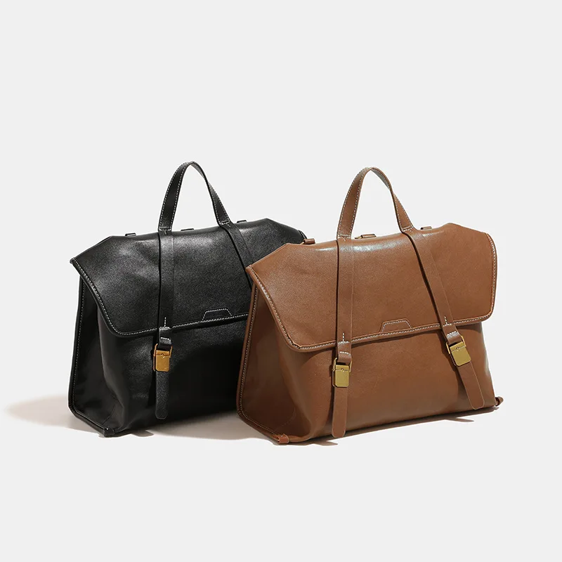 Simple Design Diaper Bag High Capacity Maternity Bag With Multiple Small Pockets For Pacifiers Keys And Small Accessories