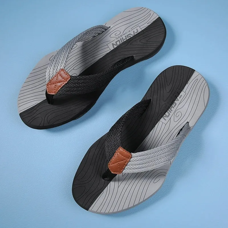 Men Slippers Summer Flip Flops Brand Fashion Outdoor Comfortable Casual Slides Shoes Non-slip Beach Men Sandals