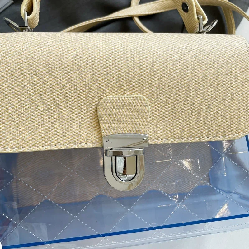 2025년 스타일리시 빈티지 클러치 미니백 (크로스바디 옵션 및 레터 로고 포함) 캐주얼 패션 스타일링